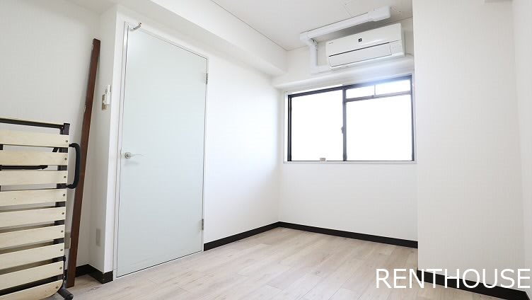 リリーハイム  ベッドルーム