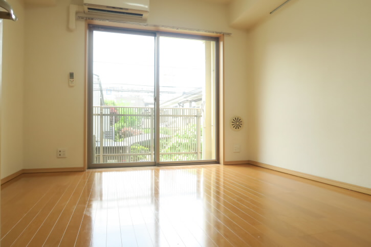 MOMOKI（モモキ）   ベッドルーム