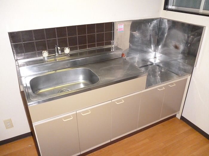 ファミールサヨⅠ  キッチン