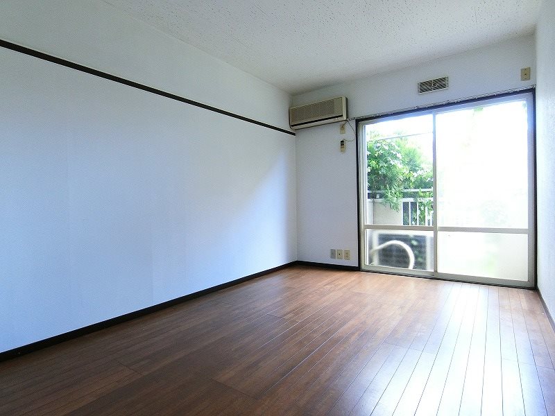 サンシティ 【東京外国語大学受験生事前予約可能物件】 リビング