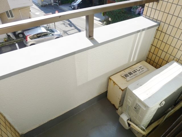 メゾンドールFT   ベランダ