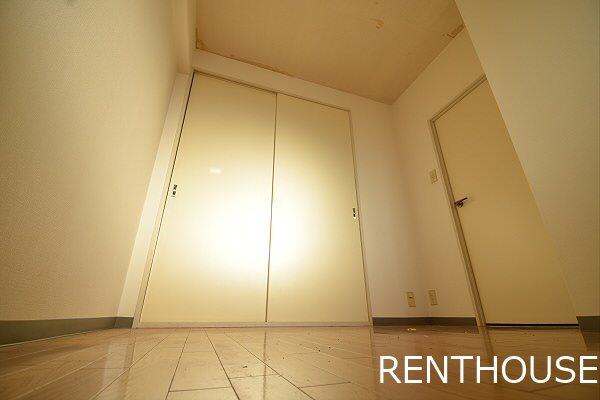 豊栄アンバサダー  ベッドルーム