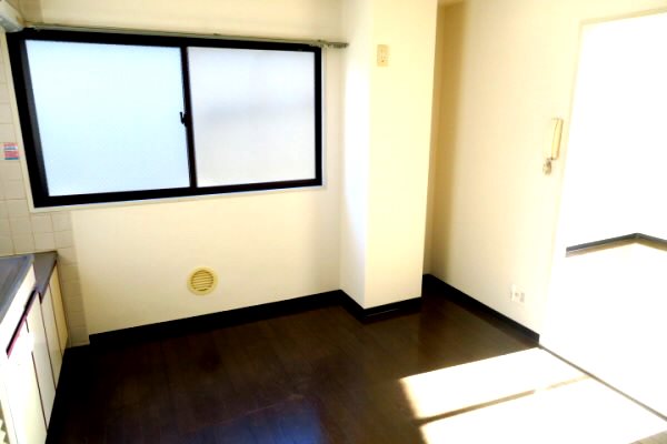 ユーキドエル リビング