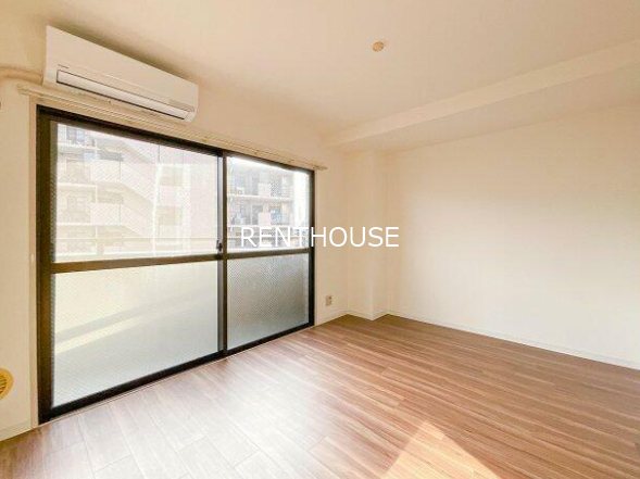 ユーキドエル リビング