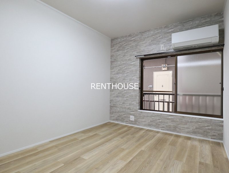 朝日一番館　東京外国語大学受験生事前予約可能物件  リビング