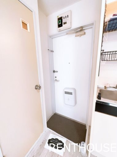 ジェネラスコート   玄関