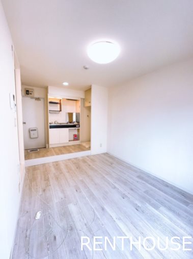 ジェネラスコート   リビング