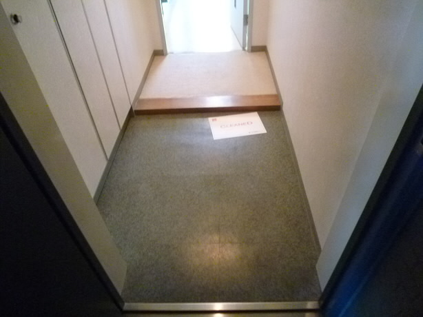 パークノヴァ調布  玄関