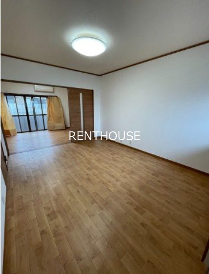 やよい荘A棟  リビング