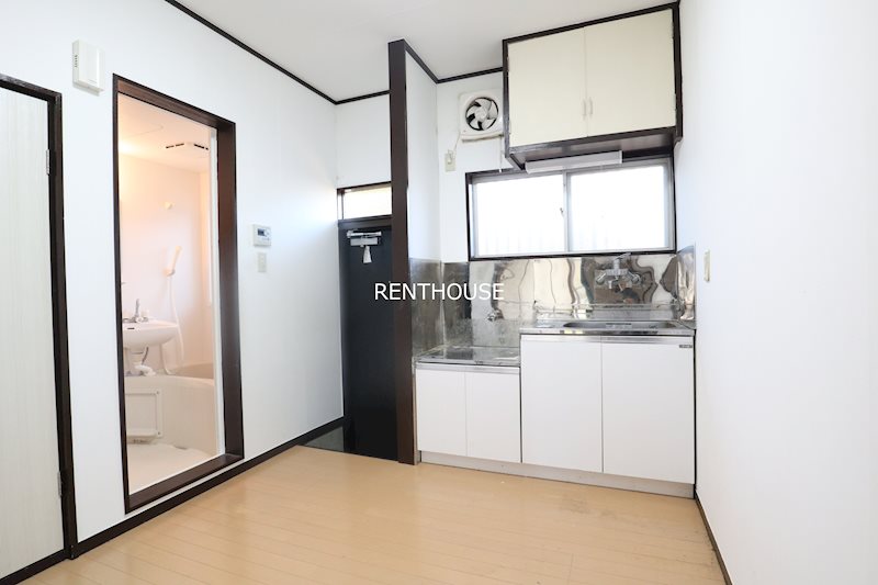 コーポ京王 玄関