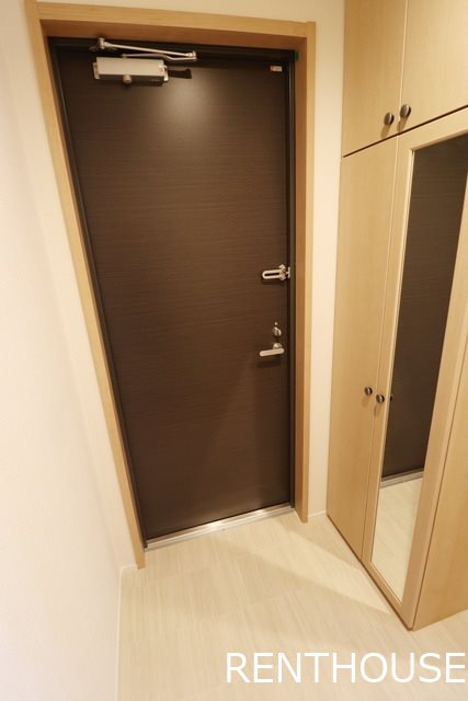 フワリエッタ   玄関