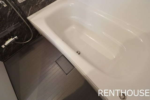 フワリエッタ   風呂画像