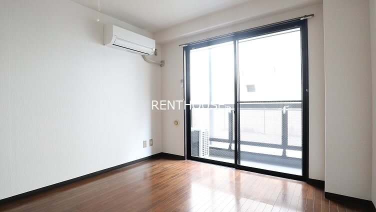 ラスター調布　東京外国語大学＆電気通信大学受験生事前予約可能物件 リビング