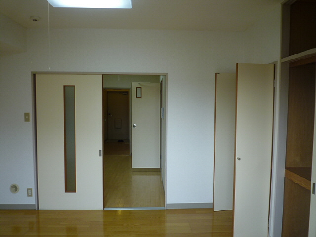 シーザーレジデンス美好町    リビング