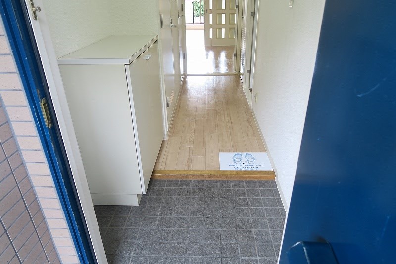 モアクレスト  玄関