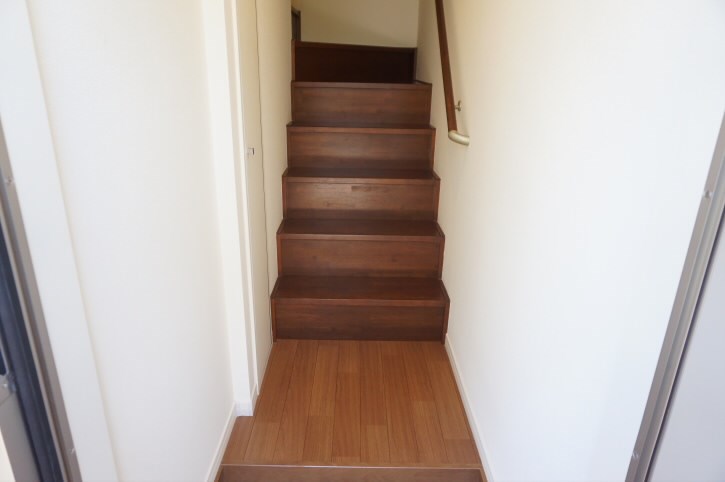 フロレスタ  玄関