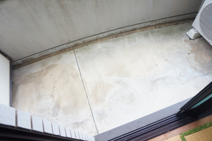 プレゼントM   ベランダ