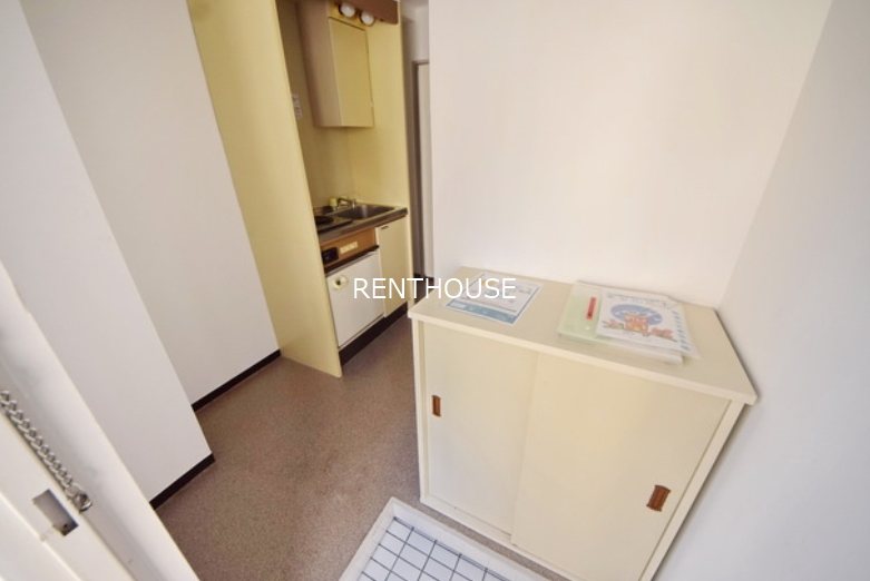 調布レジデンス 玄関