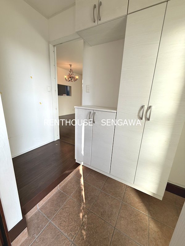 和泉本町3丁目戸建 -当店専任物件- 玄関