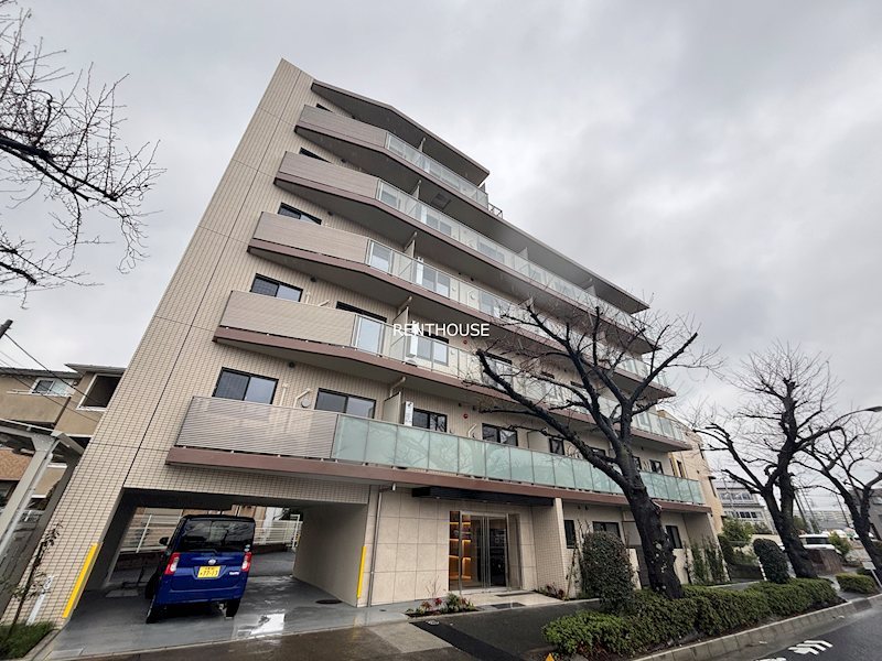 エストゥルース府中 外観