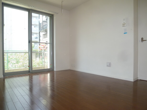 へーベルメゾンヴィラ調布【当店限定物件】 リビング