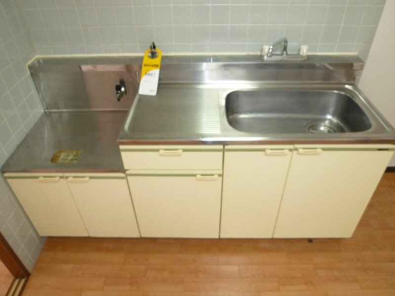 パインクレスト調布  キッチン