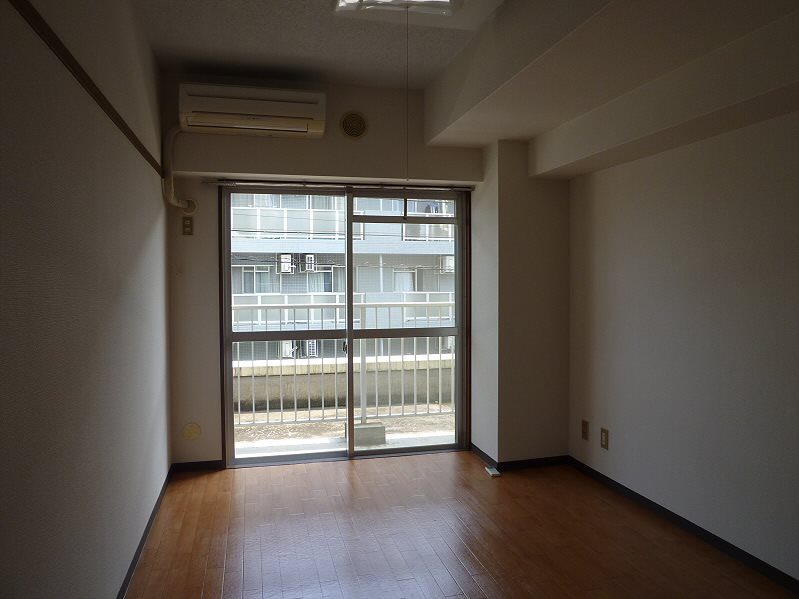 パインクレスト調布  ベッドルーム