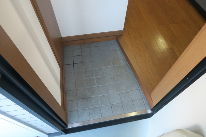 アトラス調布  玄関