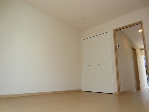 メゾンヌーボー ベッドルーム