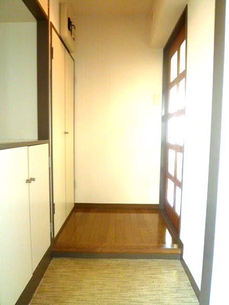 ルミエール給田　 弊社管理物件  玄関