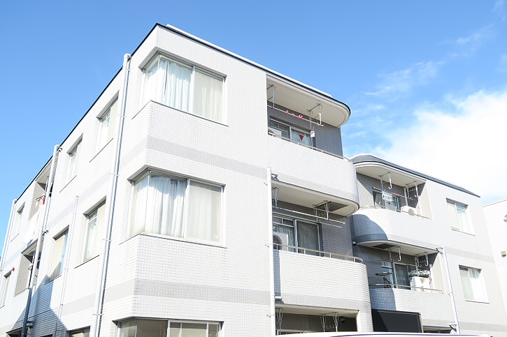 ルサンミル    外観