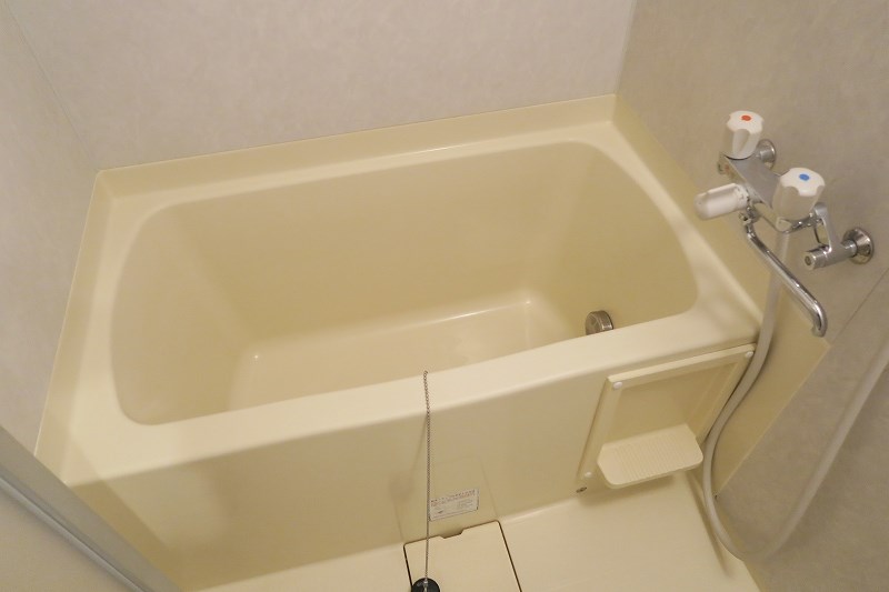 エル・セレッソ   風呂画像