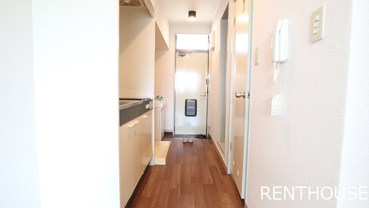 シャルマン64  玄関