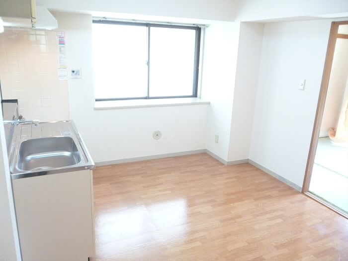 ウィズ府中レジデンス   リビング