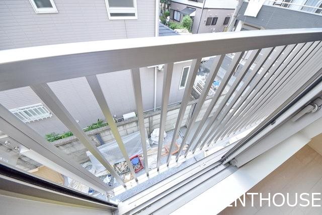 プレジール飛田給 ベランダ