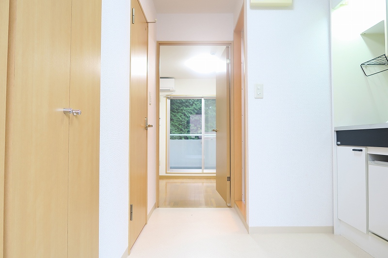 マテリアル府中 玄関