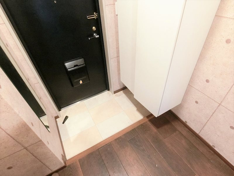 ローズガーデン  玄関