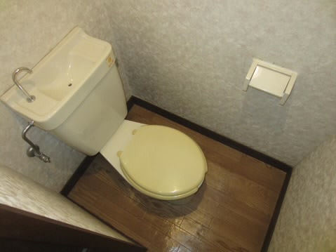 栄和第一コーポ  玄関