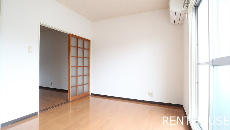 ブルーフォリストⅡ     リビング