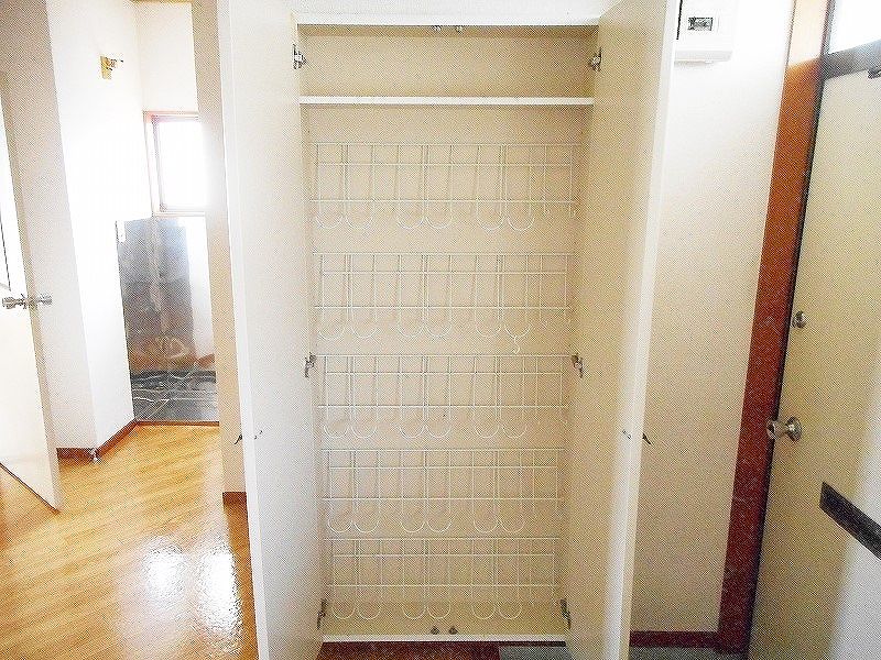 ハイツピコット  玄関