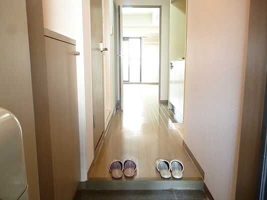 G Clef  　即入居可 玄関