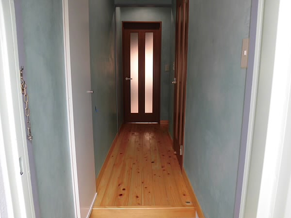 サンヒルズハウス 玄関