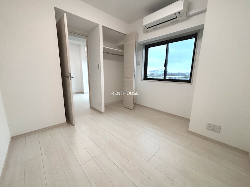 エストゥルース府中  ベッドルーム