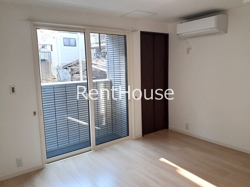 ベルリード渋谷本町 リビング