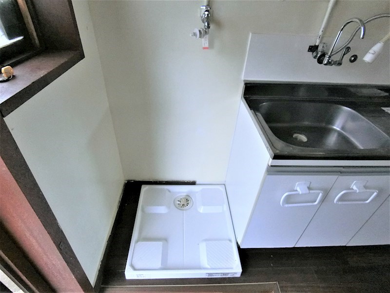 泉コーポ      玄関