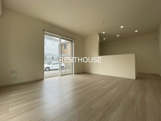 染地1丁目貸家 リビング