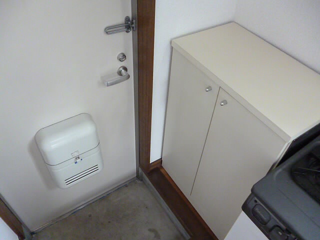 セラビ 　当社管理物件  玄関