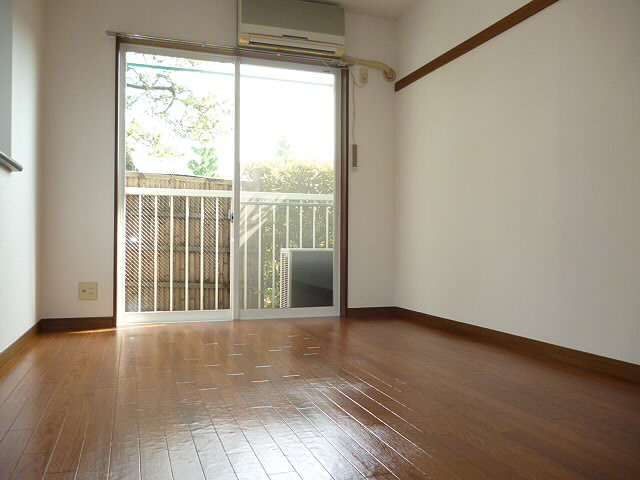 セラビ 　当社管理物件  ベッドルーム