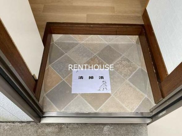 リバーハイム小川　 玄関