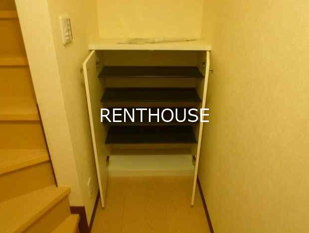 ソレイユ  玄関